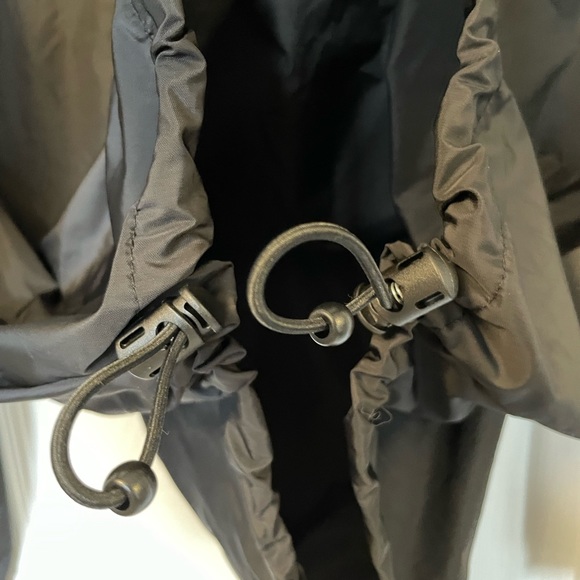 Santa Cruz windbreaker jacket - Picture 2 of 15